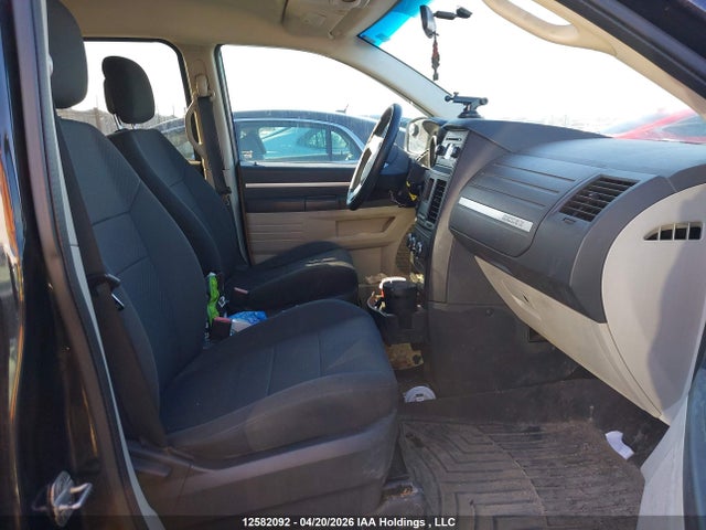 Продажа на аукционе авто 2010 Dodge Grand Caravan, vin: 2D4RN4DE7AR354288, номер лота: 12582092