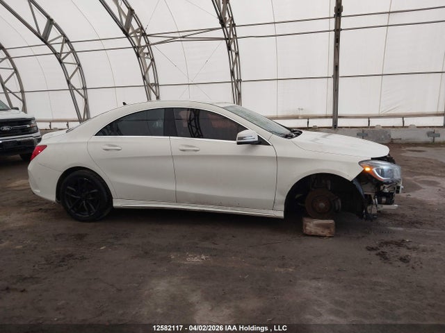 12582117 :رقم المزاد ، WDDSJ4GB8FN237213 vin ، 2015 Mercedes-benz Cla 250 4matic مزاد بيع