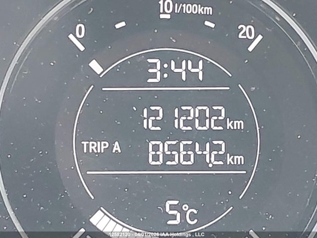 3CZRU6H35JM103288 Honda HR-V LX