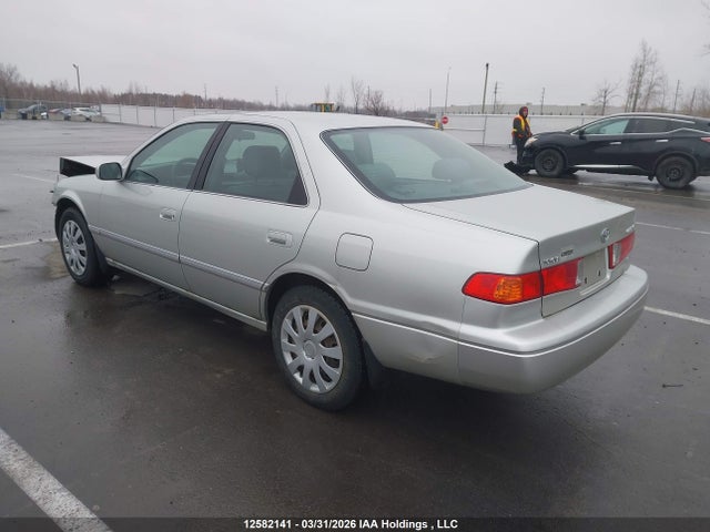 2000 Toyota Camry Xle V6 მანქანა იყიდება აუქციონზე, vin: JT2BF22K5Y0270153, აუქციონის ნომერი: 12582141
