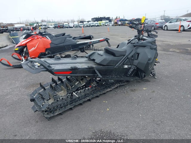 2BPSTJPA5PV000815 Skidoo Summit 850