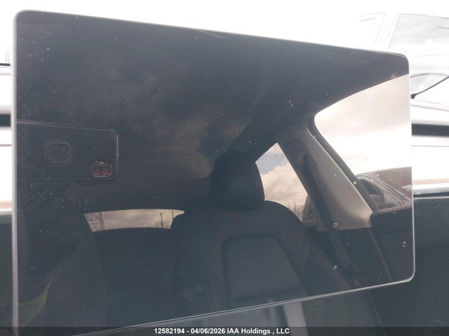 Tesla Model Y 2024 7SAYGDEE1RF098869 Image 7