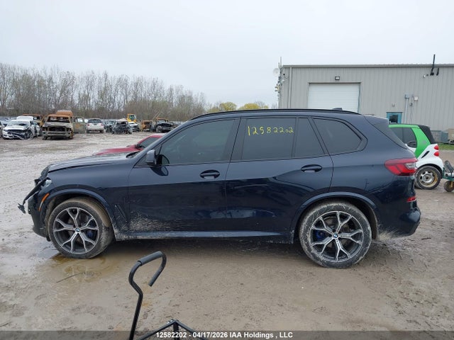 Продажа на аукционе авто 2022 Bmw X5 Xdrive40i, vin: 5UXCR6C05N9L31157, номер лота: 12582202