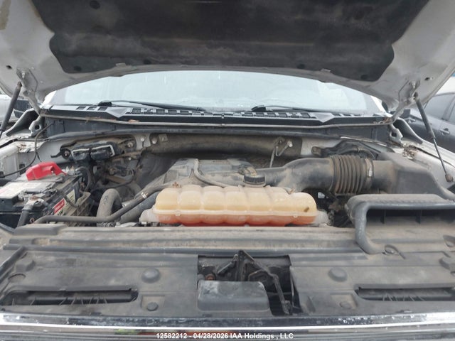 12582212 :رقم المزاد ، 1FTEW1EP2FKE94407 vin ، 2015 Ford F150 Supercrew مزاد بيع