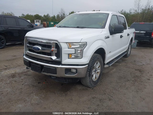 12582212 :رقم المزاد ، 1FTEW1EP2FKE94407 vin ، 2015 Ford F150 Supercrew مزاد بيع