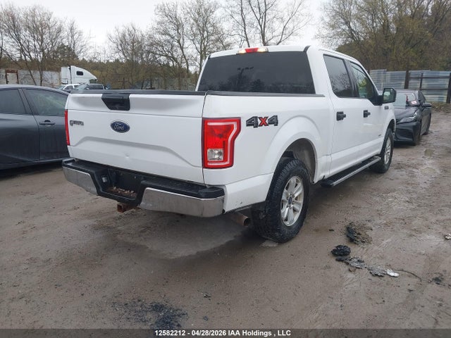12582212 :رقم المزاد ، 1FTEW1EP2FKE94407 vin ، 2015 Ford F150 Supercrew مزاد بيع