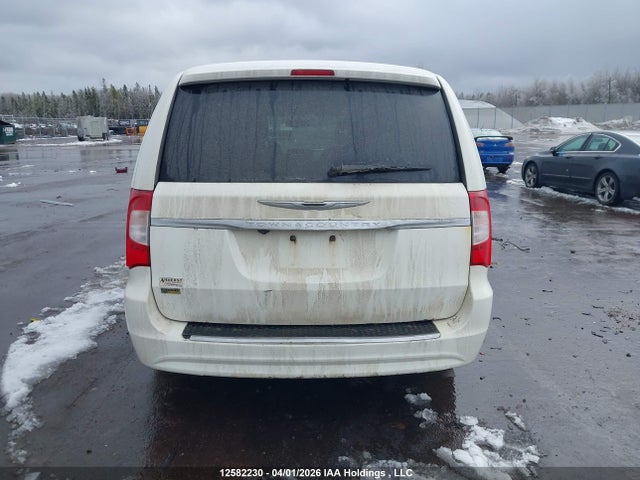 2011 Chrysler Town & Country Touring მანქანა იყიდება აუქციონზე, vin: 2A4RR5DG4BR643343, აუქციონის ნომერი: 12582230