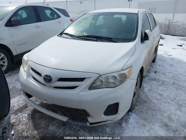 2011 Toyota Corolla Ce მანქანა იყიდება აუქციონზე, vin: 2T1BU4EE3BC614445, აუქციონის ნომერი: 12582234
