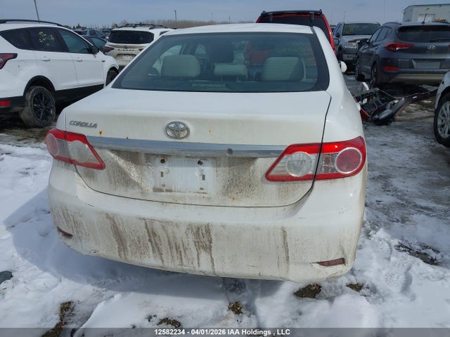 2011 Toyota Corolla Ce მანქანა იყიდება აუქციონზე, vin: 2T1BU4EE3BC614445, აუქციონის ნომერი: 12582234
