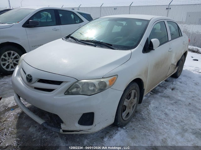 2011 Toyota Corolla Ce მანქანა იყიდება აუქციონზე, vin: 2T1BU4EE3BC614445, აუქციონის ნომერი: 12582234