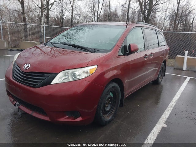 Aukcja sprzedaży 2011 Toyota Sienna, vin: 5TDZK3DC8BS074435, numer aukcji: 12582248
