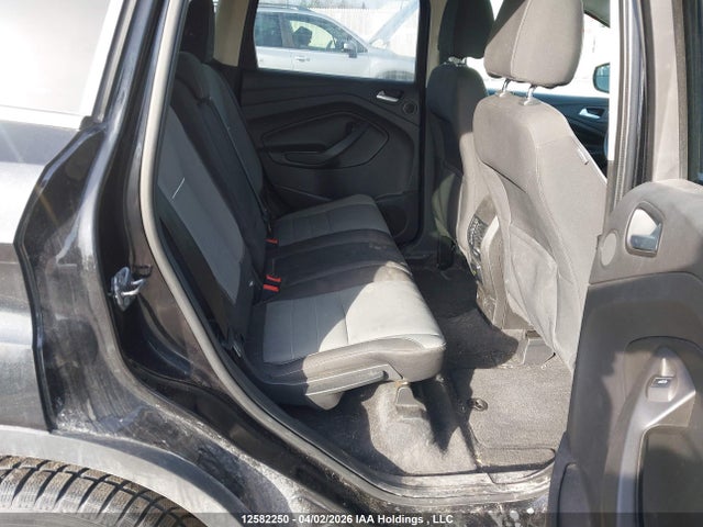 Продажа на аукционе авто 2013 Ford Escape Se, vin: 1FMCU9GX7DUC04703, номер лота: 12582250