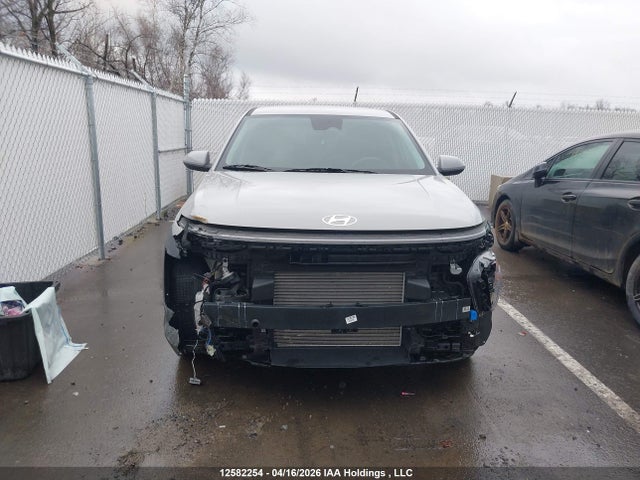 2025 Hyundai Kona Essential Fwd მანქანა იყიდება აუქციონზე, vin: KM8HA3AB5SU210425, აუქციონის ნომერი: 12582254