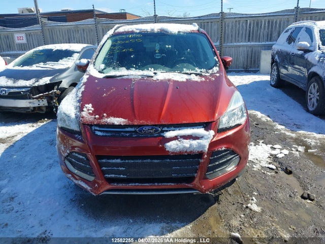 1FMCU0GXXEUD33662 Ford ESCAPE SE