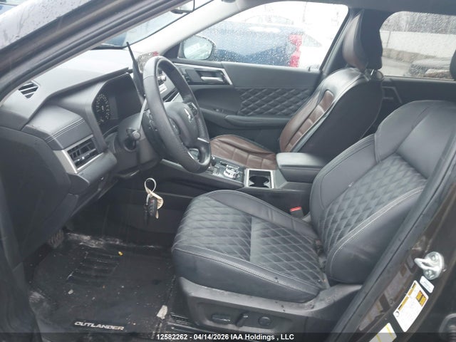 JA4J4UA84PZ619706 Mitsubishi Outlander Le/le Premium/noir/se/sel