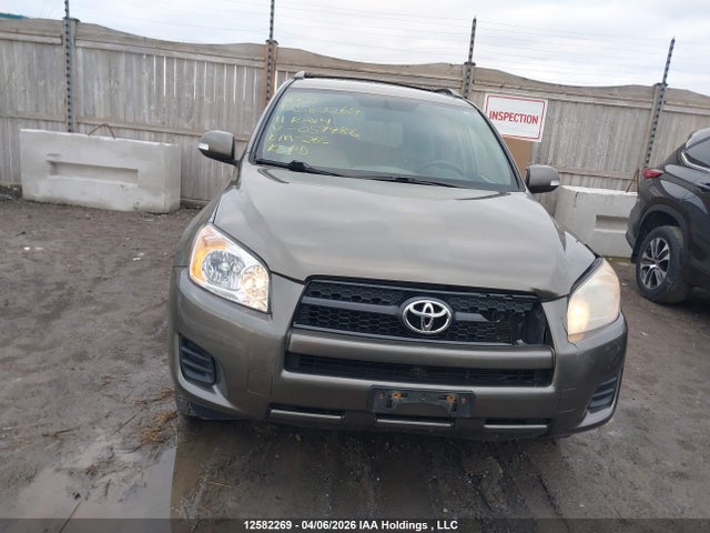 12582269 :رقم المزاد ، 2T3BK4DV5BW057986 vin ، 2011 Toyota Rav4 Base V6 مزاد بيع