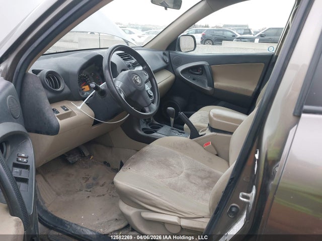 12582269 :رقم المزاد ، 2T3BK4DV5BW057986 vin ، 2011 Toyota Rav4 Base V6 مزاد بيع