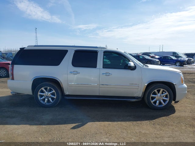 12582271 :رقم المزاد ، 1GKUKMEF9AR283208 vin ، 2010 Gmc Yukon Xl 1500 Denali مزاد بيع