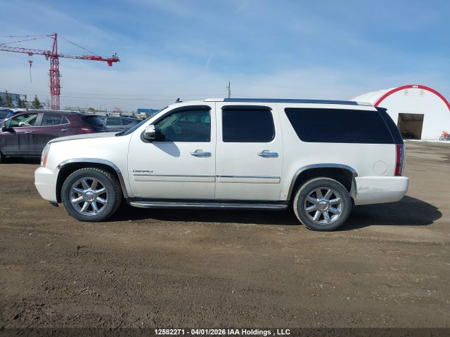 12582271 :رقم المزاد ، 1GKUKMEF9AR283208 vin ، 2010 Gmc Yukon Xl 1500 Denali مزاد بيع
