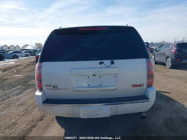 12582271 :رقم المزاد ، 1GKUKMEF9AR283208 vin ، 2010 Gmc Yukon Xl 1500 Denali مزاد بيع