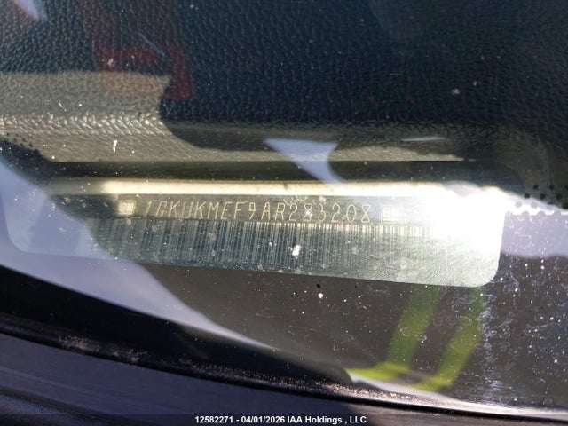12582271 :رقم المزاد ، 1GKUKMEF9AR283208 vin ، 2010 Gmc Yukon Xl 1500 Denali مزاد بيع