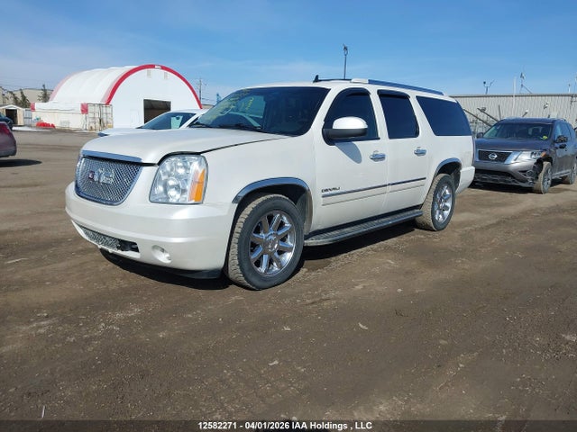 12582271 :رقم المزاد ، 1GKUKMEF9AR283208 vin ، 2010 Gmc Yukon Xl 1500 Denali مزاد بيع