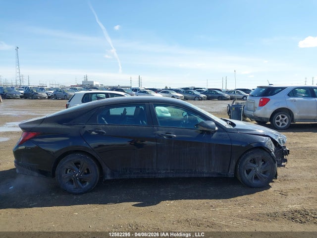 12582295 :رقم المزاد ، KMHLM4AGXMU072841 vin ، 2021 Hyundai Elantra Preferred Ivt مزاد بيع