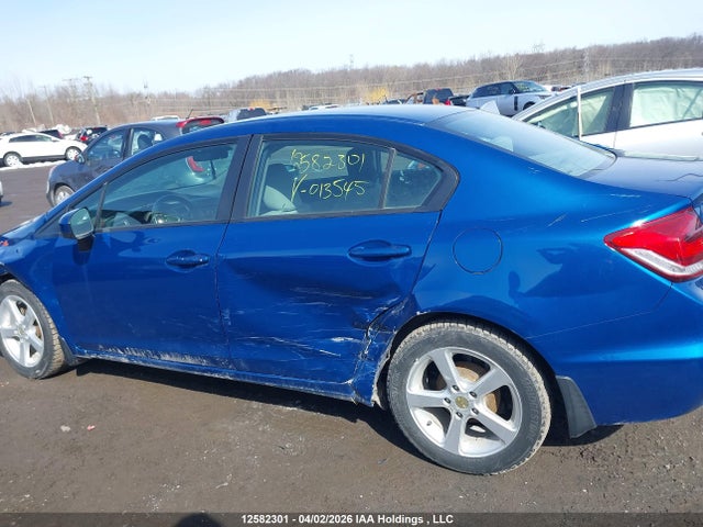 2015 Honda Civic მანქანა იყიდება აუქციონზე, vin: 2HGFB2E44FH013545, აუქციონის ნომერი: 12582301