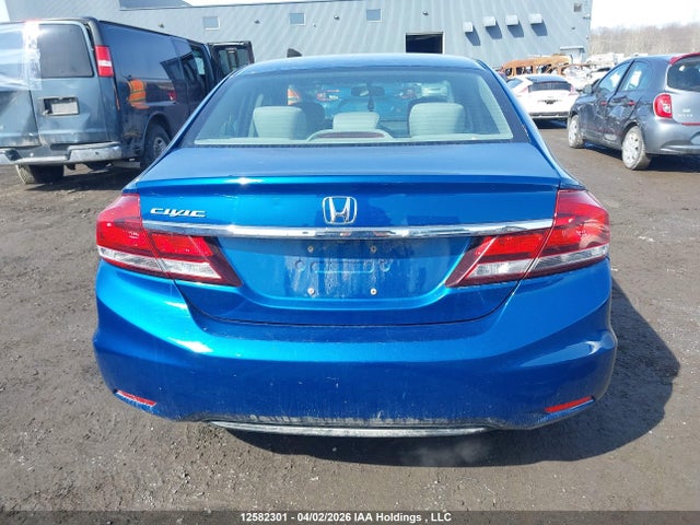 2015 Honda Civic მანქანა იყიდება აუქციონზე, vin: 2HGFB2E44FH013545, აუქციონის ნომერი: 12582301