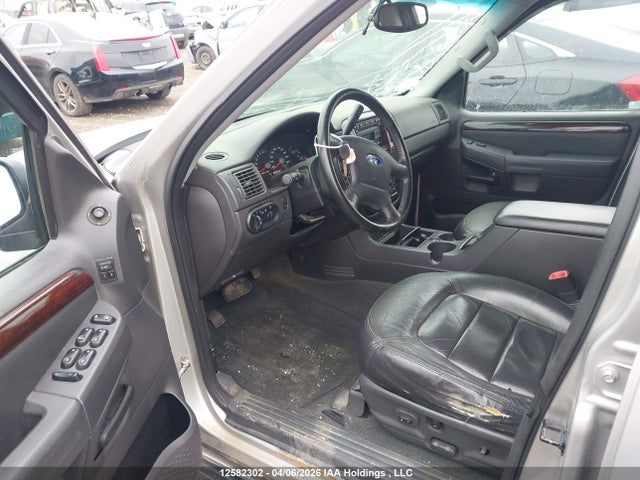 Продажа на аукционе авто 2005 Ford Explorer Limited, vin: 1FMDU75W05UB15222, номер лота: 12582302