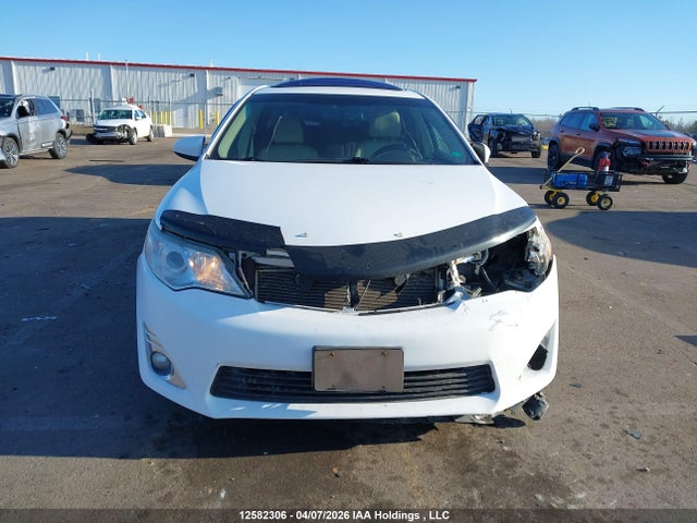 2013 Toyota Camry L/se/le/xle მანქანა იყიდება აუქციონზე, vin: 4T1BF1FK9DU690900, აუქციონის ნომერი: 12582306