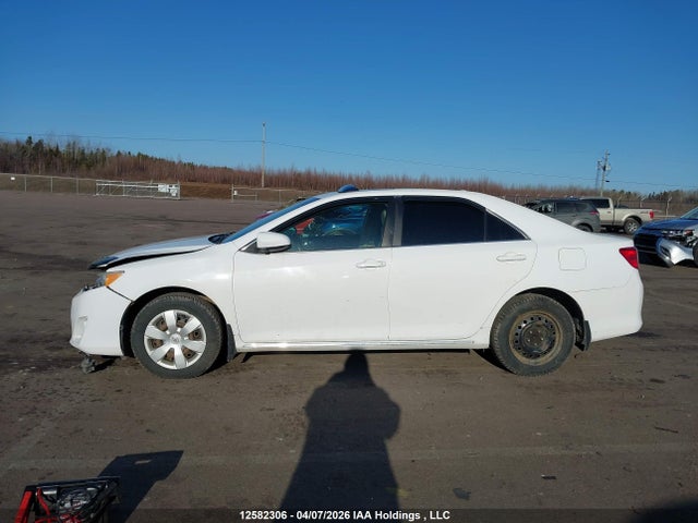 2013 Toyota Camry L/se/le/xle მანქანა იყიდება აუქციონზე, vin: 4T1BF1FK9DU690900, აუქციონის ნომერი: 12582306