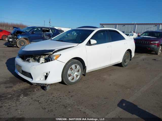 2013 Toyota Camry L/se/le/xle მანქანა იყიდება აუქციონზე, vin: 4T1BF1FK9DU690900, აუქციონის ნომერი: 12582306