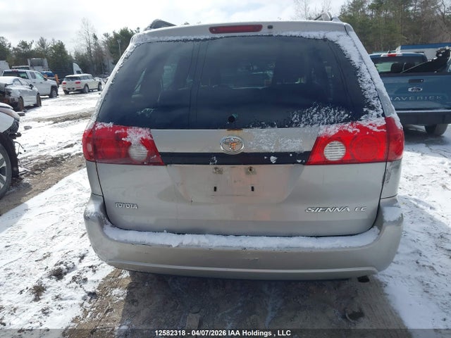 12582318 :رقم المزاد ، 5TDZA29CX6S403082 vin ، 2006 Toyota Sienna مزاد بيع