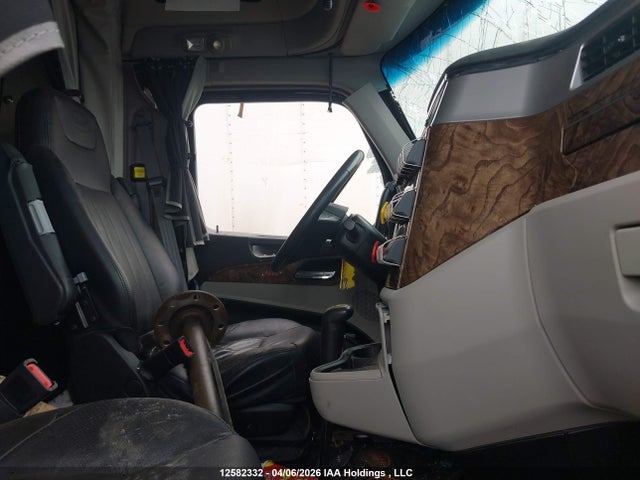 Продаж на аукціоні авто 2025 Peterbilt 589, vin: 1XPED40X4SD749036, номер лоту: 12582332