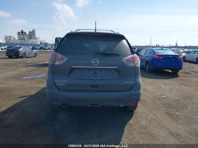 2016 Nissan Rogue მანქანა იყიდება აუქციონზე, vin: 5N1AT2MT2GC831600, აუქციონის ნომერი: 12582335