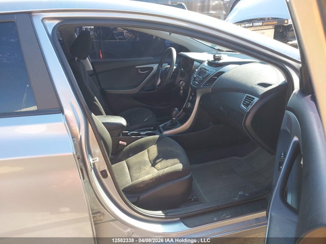 Aukcja sprzedaży 2016 Hyundai Elantra Gl, vin: 5NPDH4AE8GH791631, numer aukcji: 12582338