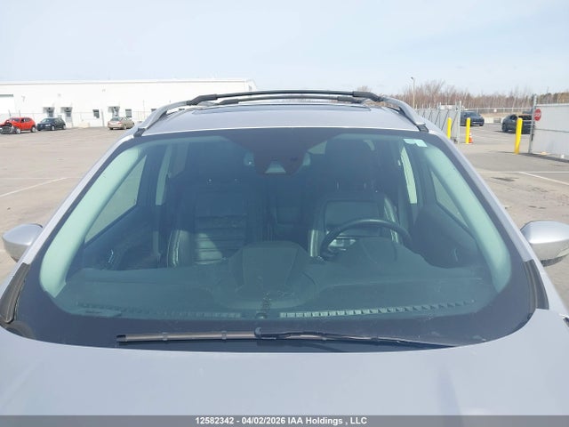 Продажа на аукционе авто 2017 Ford Escape Titanium, vin: 1FMCU9J91HUA96532, номер лота: 12582342