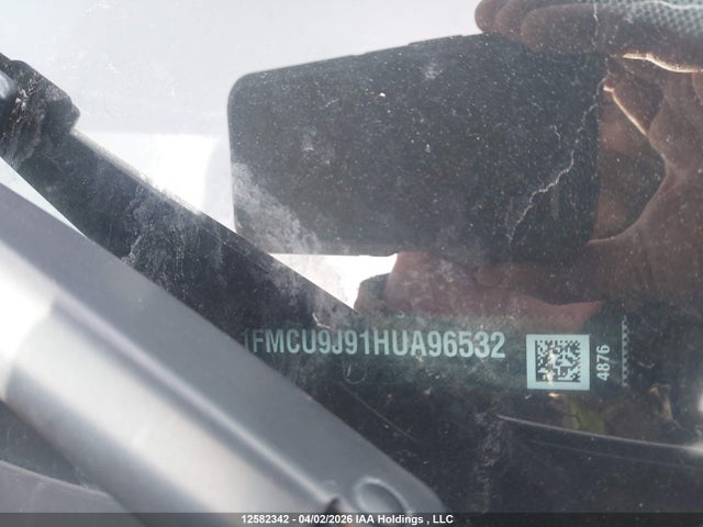 Продажа на аукционе авто 2017 Ford Escape Titanium, vin: 1FMCU9J91HUA96532, номер лота: 12582342