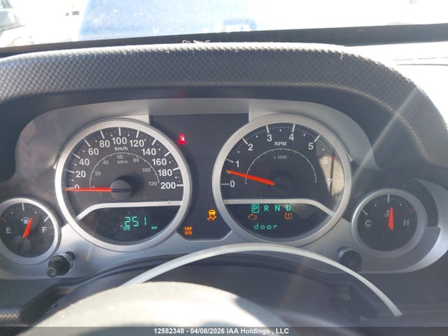 Продажа на аукционе авто 2010 Jeep Wrangler Unlimited Sahara, vin: 1J4BA5H1XAL122245, номер лота: 12582348
