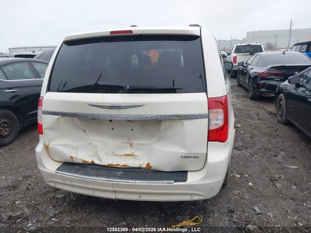 2013 Chrysler Town & Country Limited მანქანა იყიდება აუქციონზე, vin: 2C4RC1GG0DR502235, აუქციონის ნომერი: 12582369