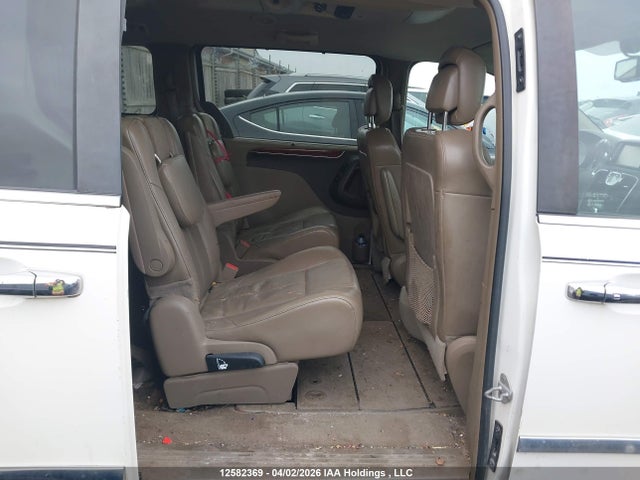 2013 Chrysler Town & Country Limited მანქანა იყიდება აუქციონზე, vin: 2C4RC1GG0DR502235, აუქციონის ნომერი: 12582369