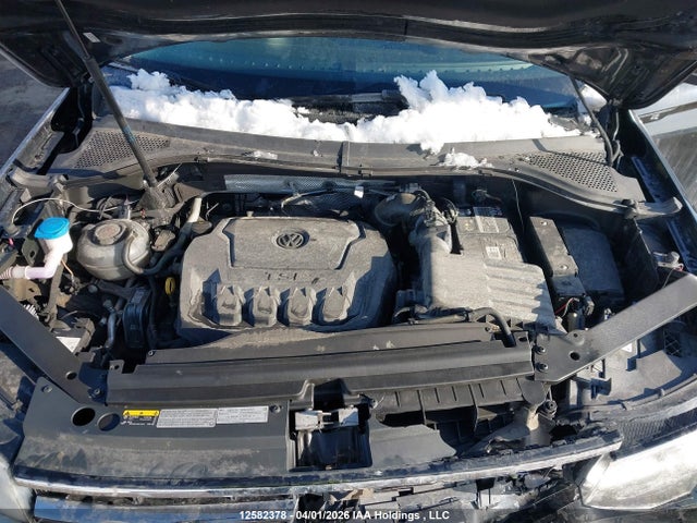 3VV4B7AX6NM077848 Volkswagen Tiguan Highline R-line