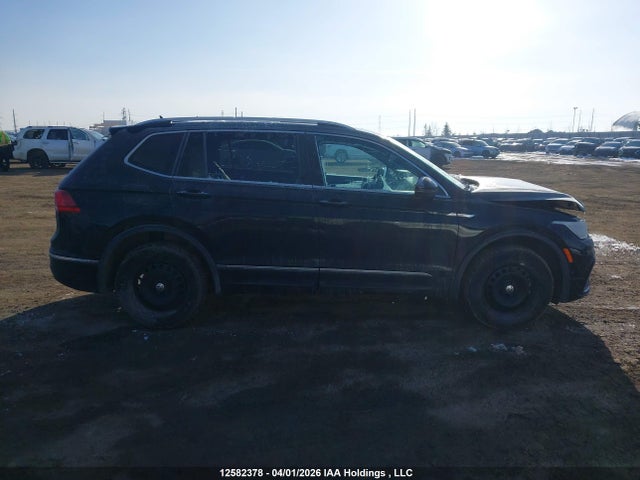 3VV4B7AX6NM077848 Volkswagen Tiguan Highline R-line