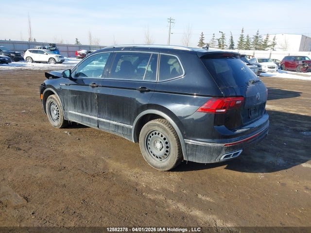 3VV4B7AX6NM077848 Volkswagen Tiguan Highline R-line