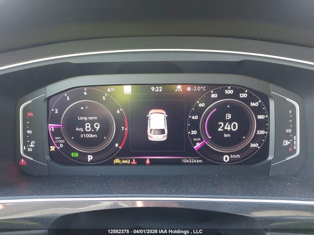3VV4B7AX6NM077848 Volkswagen Tiguan Highline R-line