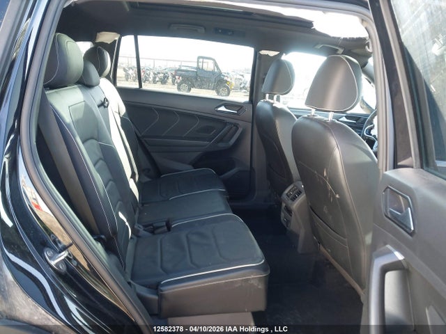 3VV4B7AX6NM077848 Volkswagen Tiguan Highline R-line