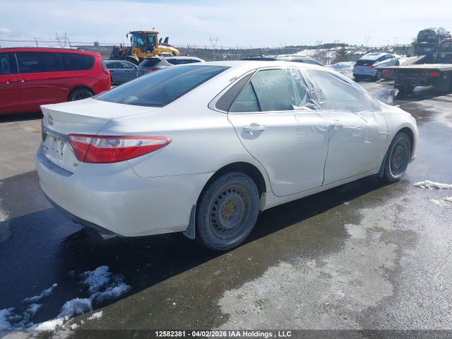 4T1BF1FK0FU035737 Toyota CAMRY SE