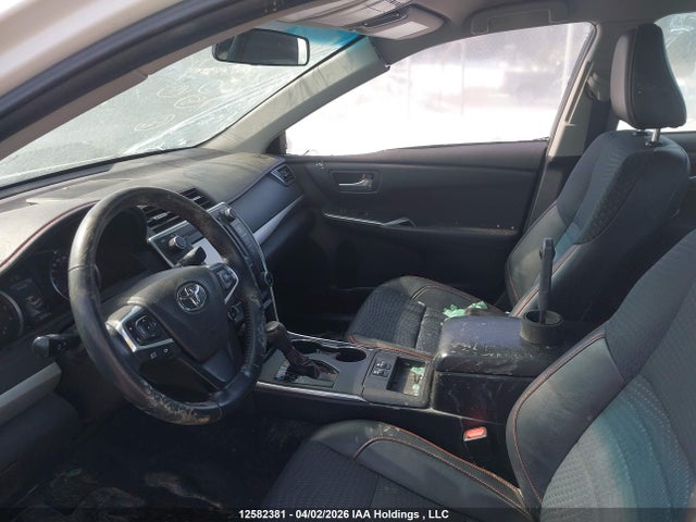 4T1BF1FK0FU035737 Toyota CAMRY SE