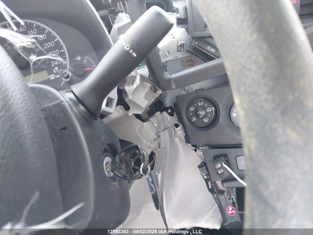 2012 Toyota Corolla Ce მანქანა იყიდება აუქციონზე, vin: 2T1BU4EEXCC761797, აუქციონის ნომერი: 12582383
